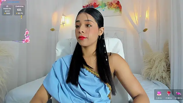 Snapshot of aaryy_ chatting on 02/11/25, 11:43 aaryy  online show from 02/11/25, 11:43