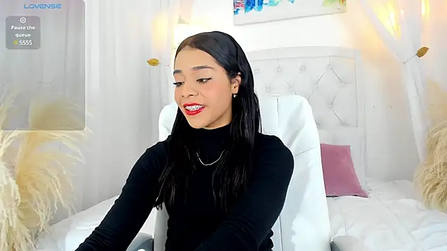 Snapshot of aaryy_ chatting on 02/17/25, 11:55 aaryy  online show from 02/17/25, 11:55