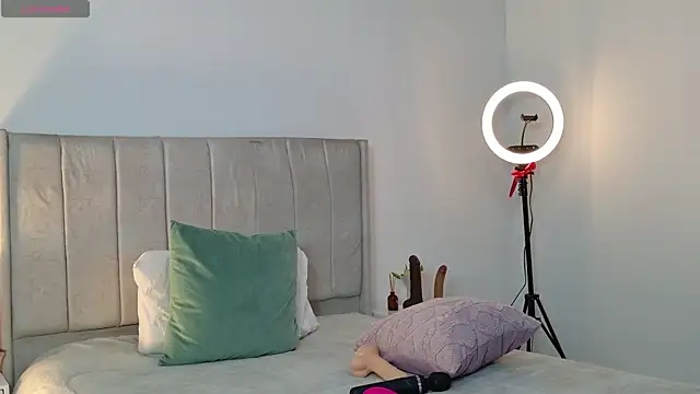 1m megan online show from 07/07/26, 04:15