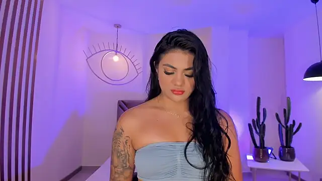 NicoleSanz  online show from 03/14/25, 10:18