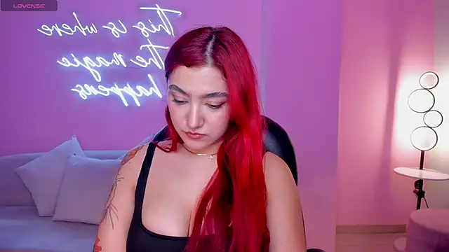 ViolettCastel online show from 01/18/25, 07:26
