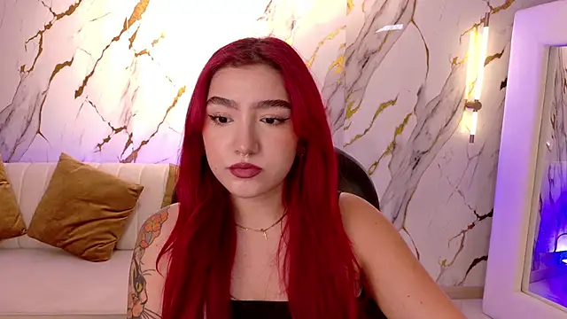 Snapshot of ViolettCastel chatting on 11/02/25, 11:23 ViolettCastel online show from 11/02/25, 11:23