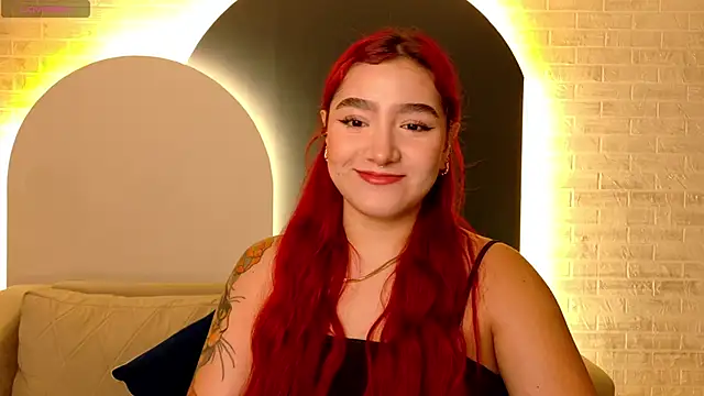 Snapshot of ViolettCastel chatting on 11/09/25, 11:19 ViolettCastel online show from 11/09/25, 11:19