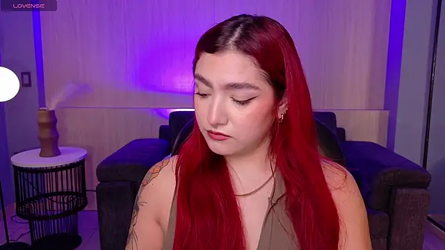 Snapshot of ViolettCastel chatting on 02/09/26, 07:51 ViolettCastel online show from 02/09/26, 07:51