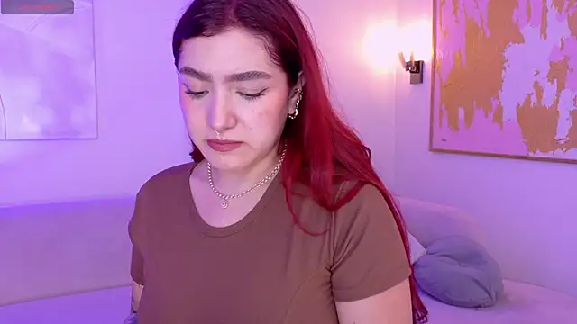 Snapshot of ViolettCastel chatting on 03/22/26, 04:32 ViolettCastel online show from 03/22/26, 04:32
