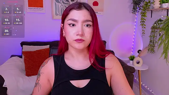 Snapshot of ViolettCastel chatting on 05/24/26, 08:03 ViolettCastel online show from 05/24/26, 08:03