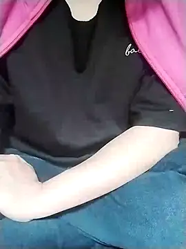 Snapshot of Dangky1 chatting on 02/01/25, 01:23 Dangky1 online show from 02/01/25, 01:23