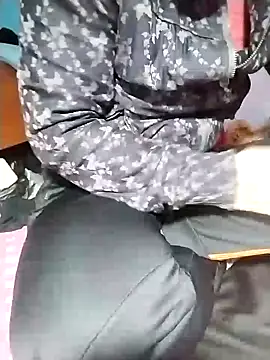 Snapshot of Dangky1 chatting on 02/06/25, 07:56 Dangky1 online show from 02/06/25, 07:56