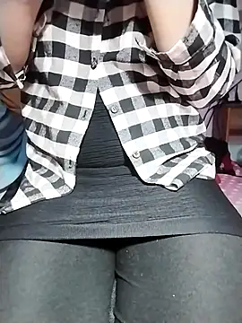 Snapshot of Dangky1 chatting on 02/26/25, 10:26 Dangky1 online show from 02/26/25, 10:26