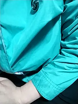 Snapshot of Dangky1 chatting on 02/27/25, 12:13 Dangky1 online show from 02/27/25, 12:13