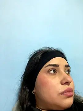 Snapshot of Kimmymadison- chatting on 10/10/25, 01:59 Kimmymadison- online show from 10/10/25, 01:59