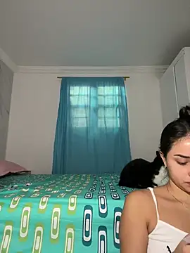 Snapshot of Kimmymadison- chatting on 02/26/26, 08:30 Kimmymadison- online show from 02/26/26, 08:30