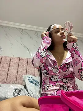 Snapshot of Kimmymadison- chatting on 07/30/26, 08:52 Kimmymadison- online show from 07/30/26, 08:52