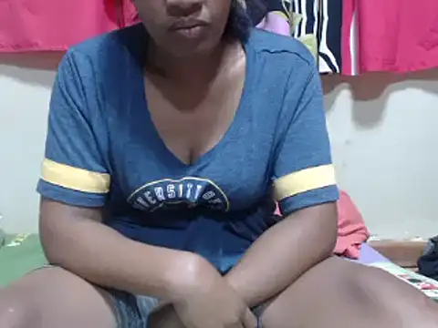 Snapshot of Linda_sexy chatting on 03/08/25, 01:03 Linda sexy online show from 03/08/25, 01:03