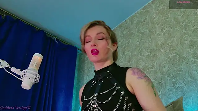 Snapshot of VerdgyMiller chatting on 11/30/25, 07:23 VerdgyMiller online show from 11/30/25, 07:23