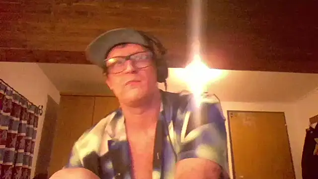 Bigthroaterboy online show from 12/28/24, 11:37