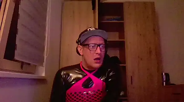 Bigthroaterboy online show from 02/20/25, 12:08