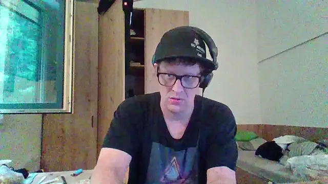 Bigthroaterboy online show from 09/08/25, 04:17