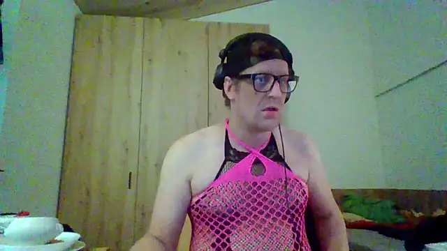 Bigthroaterboy online show from 09/16/25, 04:30