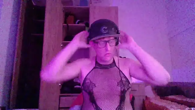 Bigthroaterboy online show from 11/09/25, 06:50