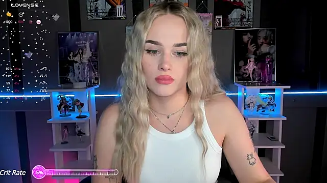 Snapshot of Ellen_Soft chatting on 12/20/24, 05:40 Ellen Soft online show from 12/20/24, 05:40