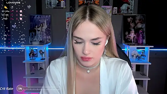 Snapshot of Ellen_Soft chatting on 01/15/25, 08:26 Ellen Soft online show from 01/15/25, 08:26