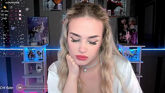 Snapshot of Ellen_Soft chatting on 03/19/25, 07:27 Ellen Soft online show from 03/19/25, 07:27