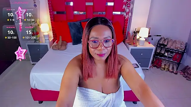 ShantalDior online show from 12/06/24, 02:46