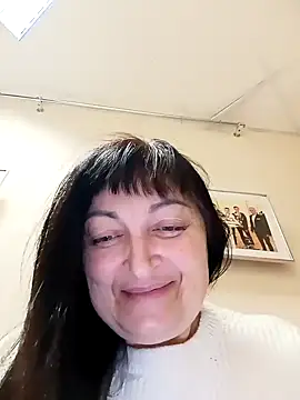 Snapshot of Women-pleasures chatting on 12/08/24, 11:57 Women-pleasures online show from 12/08/24, 11:57