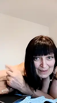 Snapshot of Women-pleasures chatting on 03/12/25, 01:30 Women-pleasures online show from 03/12/25, 01:30