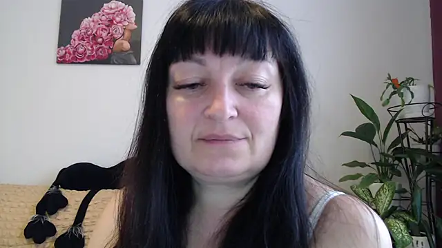 Snapshot of Women-pleasures chatting on 10/15/25, 06:35 Women-pleasures online show from 10/15/25, 06:35