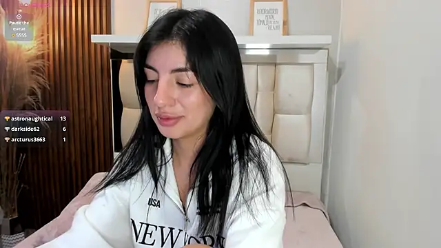 ANTONELLA  ROUSE  online show from 12/20/24, 02:41