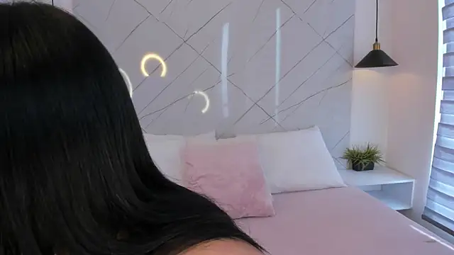 Snapshot of ANTONELLA__ROUSE_ chatting on 09/28/25, 01:27 ANTONELLA ROUSE online show from 09/28/25, 01:27