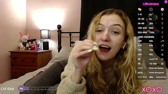 EllieeRose online show from 12/16/24, 01:32