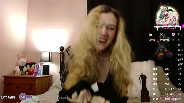EllieeRose online show from 12/21/24, 06:44