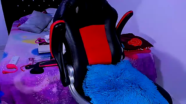 kerlysmith 24 online show from 01/29/25, 10:43