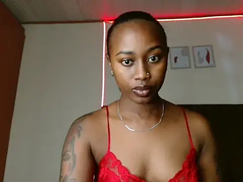 Snapshot of Miss_hot_candy chatting on 01/11/25, 05:52 Miss hot candy online show from 01/11/25, 05:52