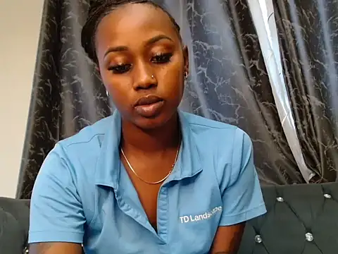 Snapshot of Miss_hot_candy chatting on 02/21/25, 10:39 Miss hot candy online show from 02/21/25, 10:39