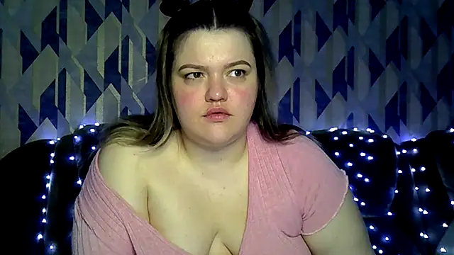 Snapshot of AnitaWillias chatting on 12/18/25, 05:02 AnitaWillias online show from 12/18/25, 05:02
