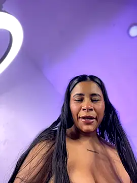 Snapshot of ANA_CARTER chatting on 09/19/25, 11:38 ANA CARTER online show from 09/19/25, 11:38