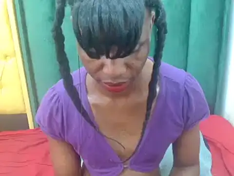 Snapshot of ANALLLxxxxxQUEEEEN28 chatting on 01/06/25, 08:35 ANALLLxxxxxQUEEEEN28 online show from 01/06/25, 08:35