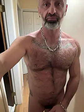 Snapshot of DaddySnowXX chatting on 12/15/24, 10:07 DaddySnowXX online show from 12/15/24, 10:07
