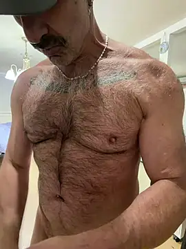 DaddySnowXX online show from 05/04/26, 04:30