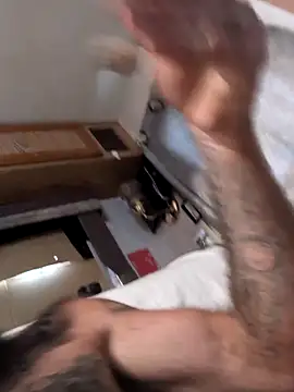 Snapshot of WilldoPita chatting on 09/28/25, 12:54 WilldoPita online show from 09/28/25, 12:54