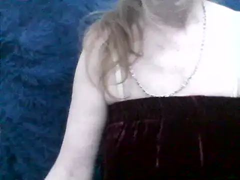 CarlyTreat online show from 12/09/24, 06:25