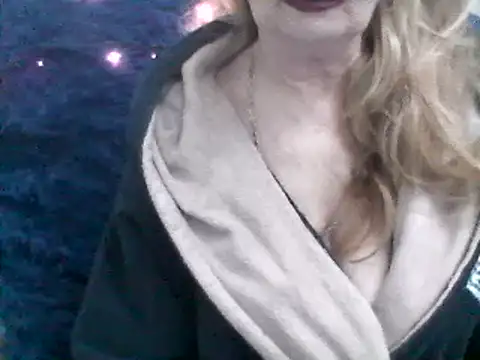 CarlyTreat online show from 01/27/25, 03:18