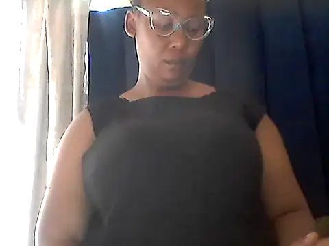 NippleMilkXx online show from 10/14/25, 06:36