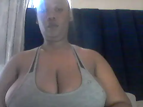 NippleMilkXx online show from 10/16/25, 09:21