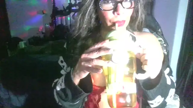 MadisonJayde online show from 12/19/24, 02:34