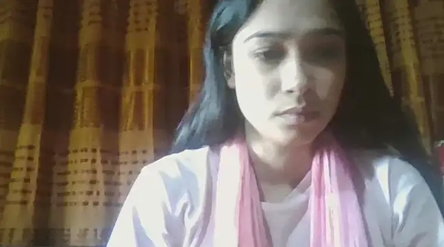 Snapshot of Chitrani- chatting on 02/24/25, 09:43 Chitrani- online show from 02/24/25, 09:43